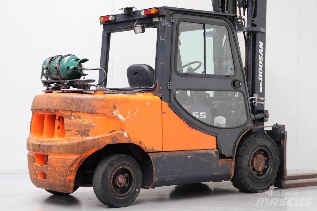 Doosan G55SC-5 شاحنات LPG