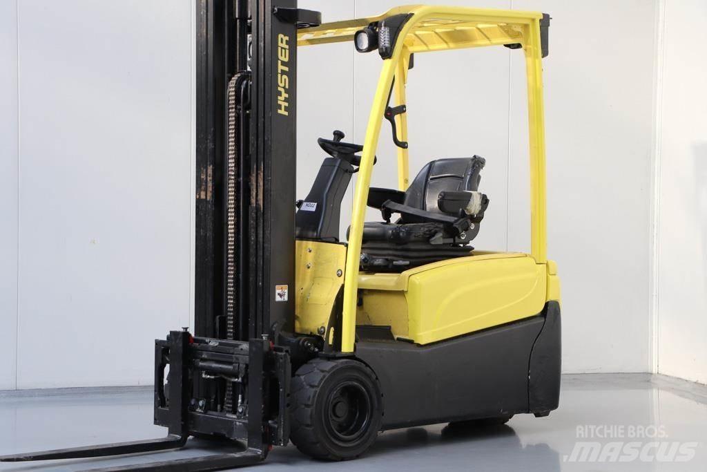 Hyster J1.6XNT شاحنات ذات رافعات شوكية تعمل بالكهرباء