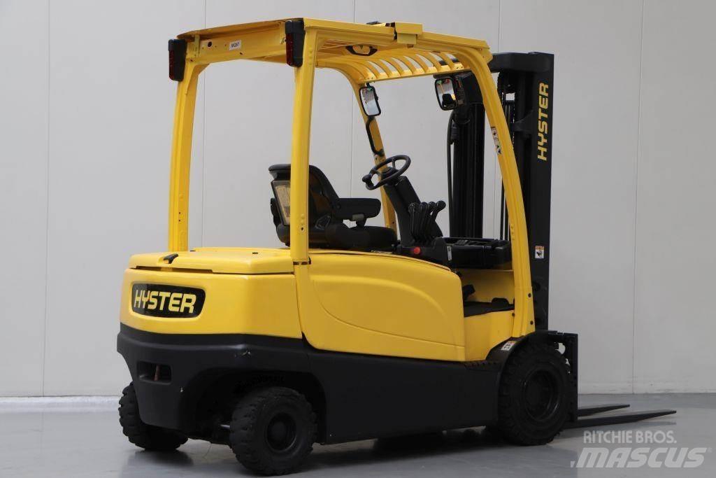 Hyster J3.5XN شاحنات ذات رافعات شوكية تعمل بالكهرباء