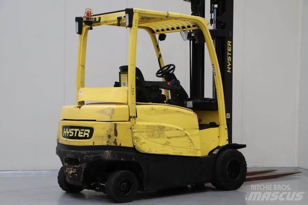 Hyster J3.5XN شاحنات ذات رافعات شوكية تعمل بالكهرباء