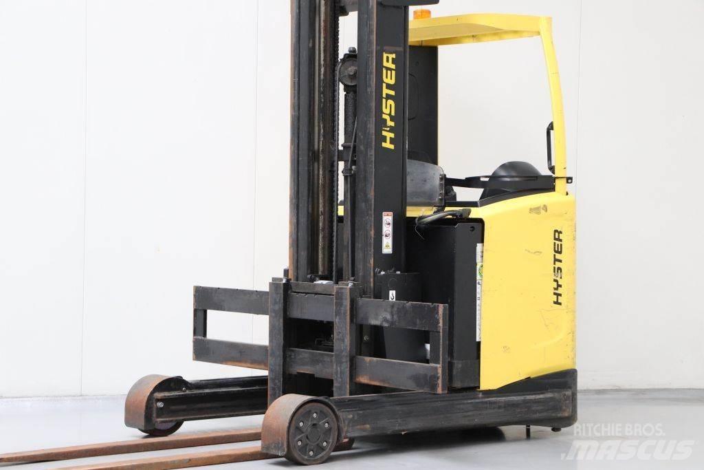 Hyster R2.5 شاحنة مناولة