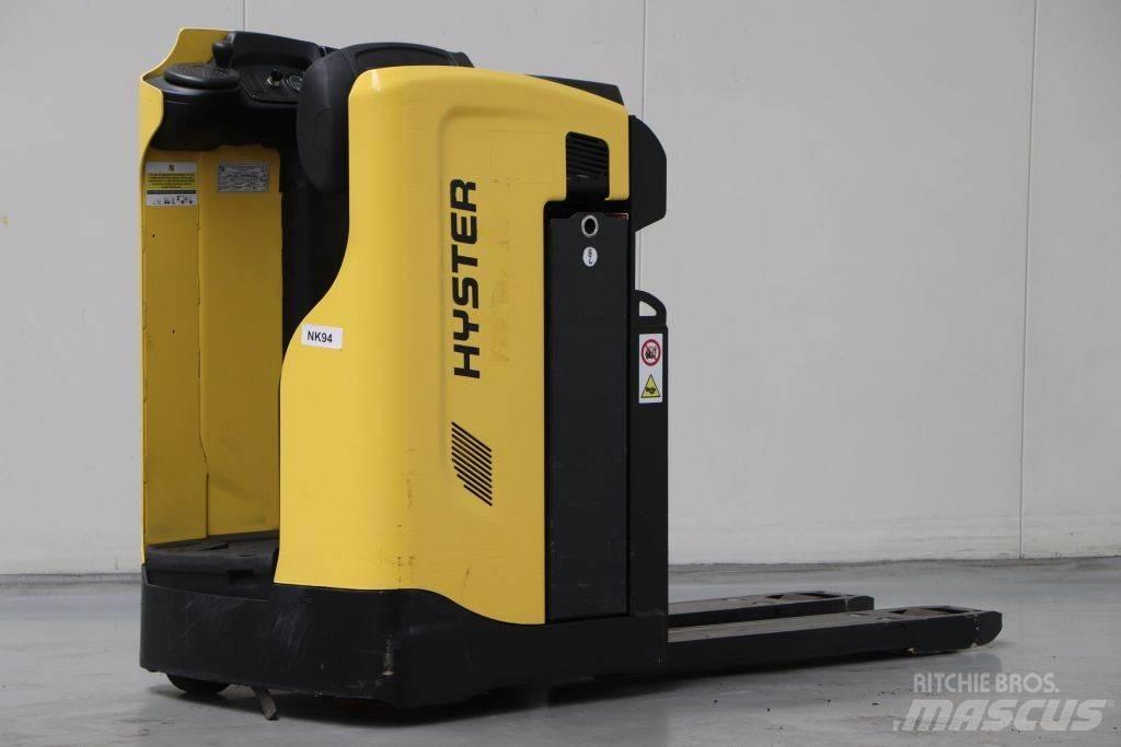 Hyster RP2.0N شاحنات مناولة ذاتية الدفع