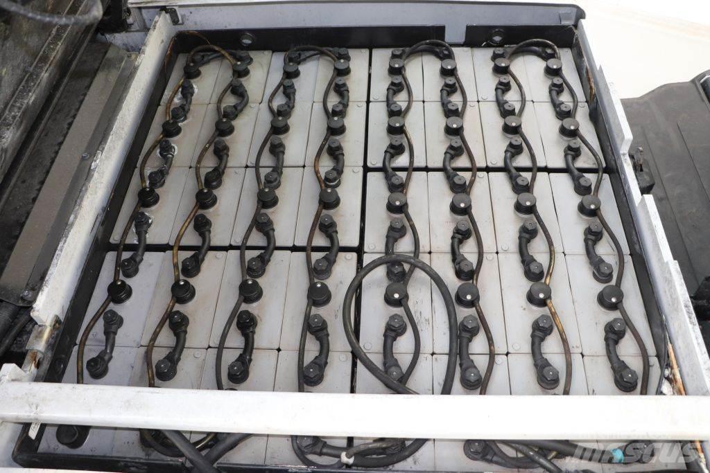 Hyundai 40B-9 شاحنات ذات رافعات شوكية تعمل بالكهرباء