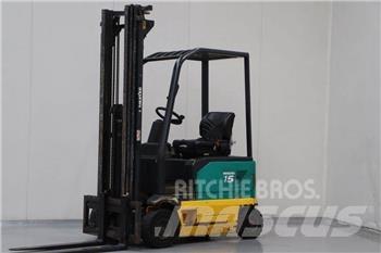 Komatsu FB15G-2R شاحنات ذات رافعات شوكية تعمل بالكهرباء