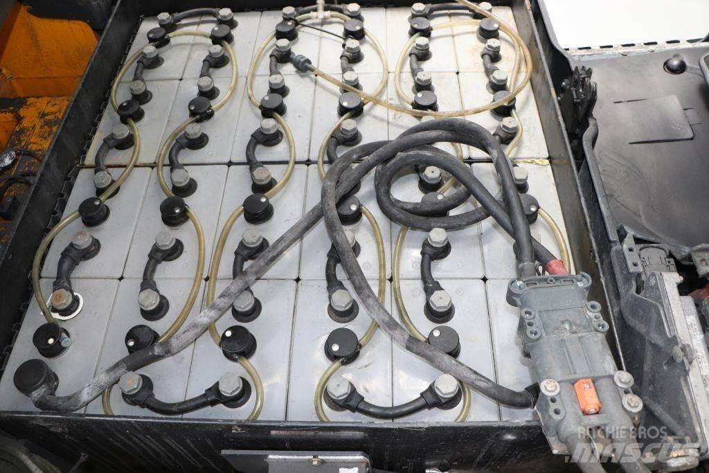 Linde E20L-02 شاحنات ذات رافعات شوكية تعمل بالكهرباء