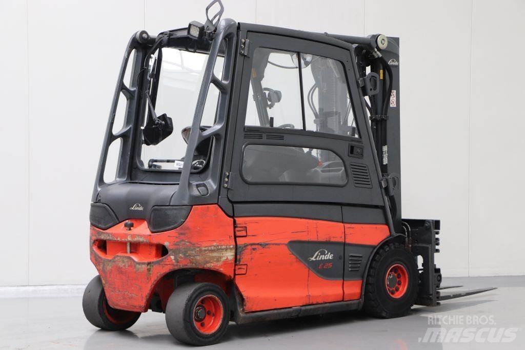 Linde E25L-01 شاحنات ذات رافعات شوكية تعمل بالكهرباء