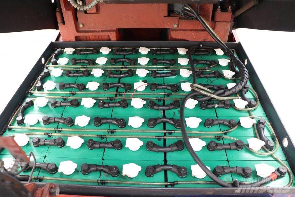 Linde E30/600-02 شاحنات ذات رافعات شوكية تعمل بالكهرباء