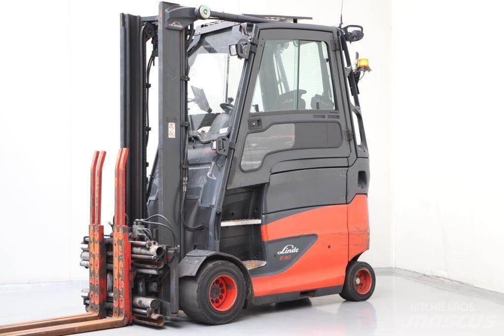 Linde E30HL-01/600 شاحنات ذات رافعات شوكية تعمل بالكهرباء