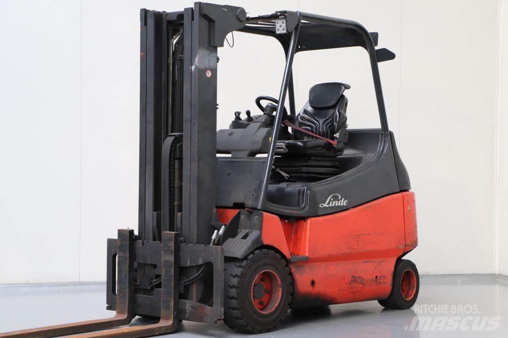Linde E30S-03/600 شاحنات ذات رافعات شوكية تعمل بالكهرباء