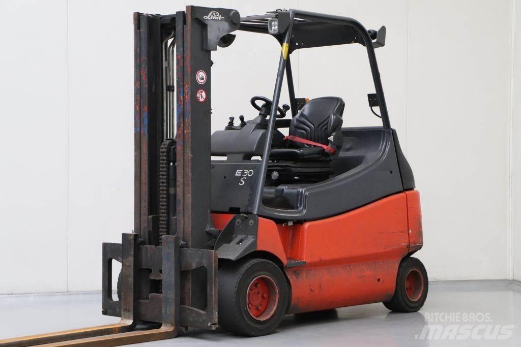 Linde E30S-03/600 شاحنات ذات رافعات شوكية تعمل بالكهرباء