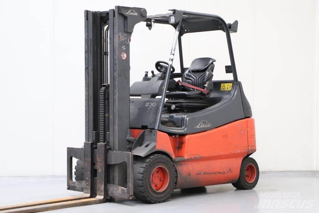 Linde E30S-03/600 شاحنات ذات رافعات شوكية تعمل بالكهرباء