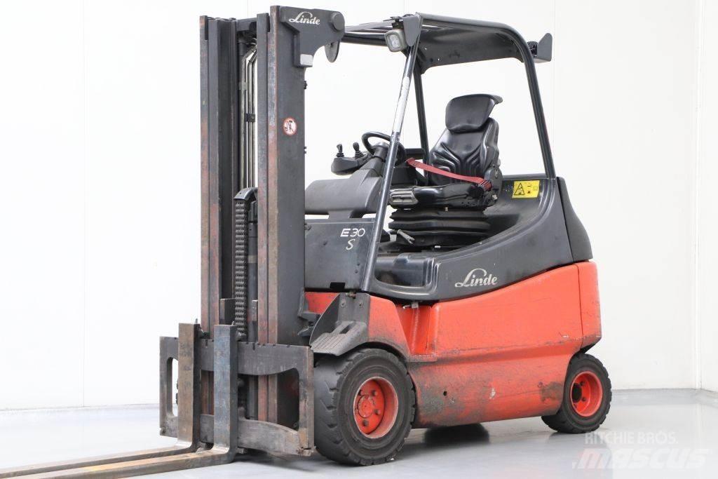 Linde E30S-03/600 شاحنات ذات رافعات شوكية تعمل بالكهرباء