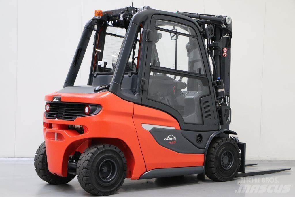 Linde H25D-01 شاحنات الديزل