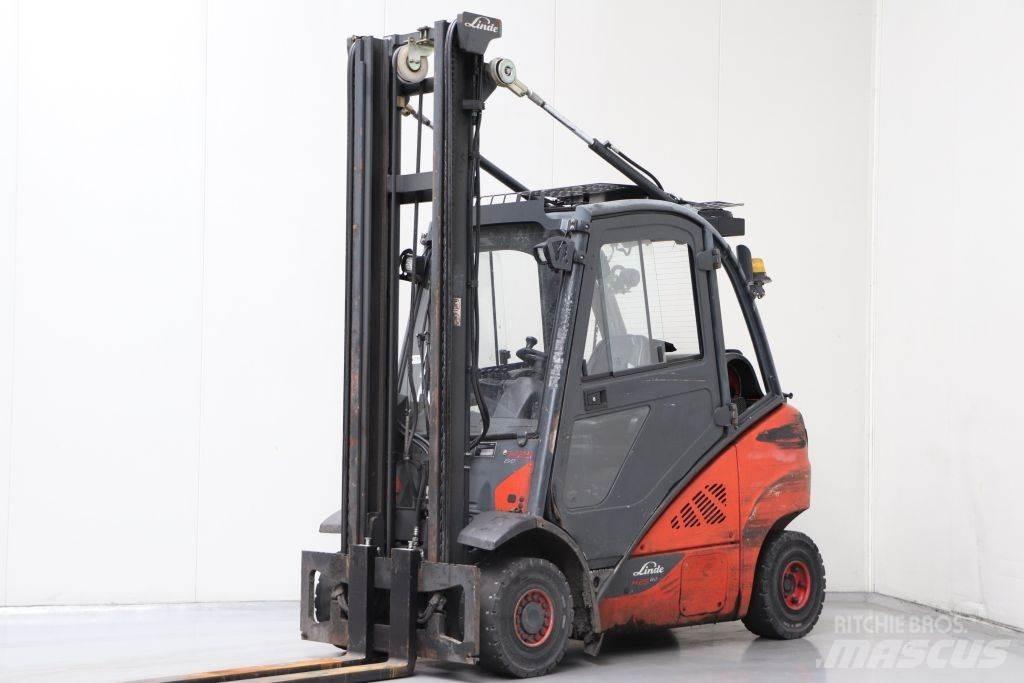 Linde H25T-02 شاحنات LPG