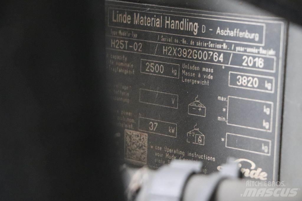 Linde H25T-02 شاحنات LPG