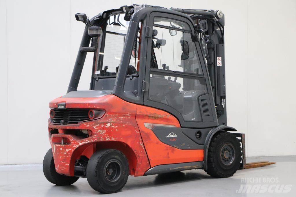 Linde H30D-01 شاحنات الديزل