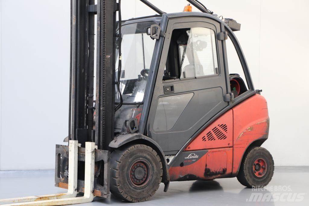 Linde H30T-02 شاحنات LPG
