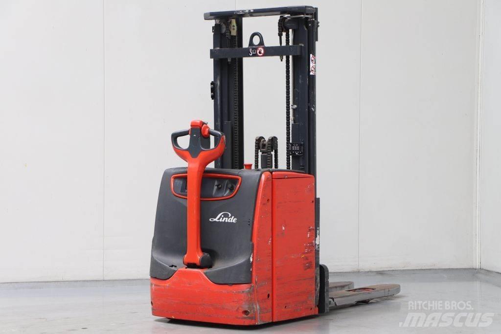 Linde L14 معدات التكديس الجوالة