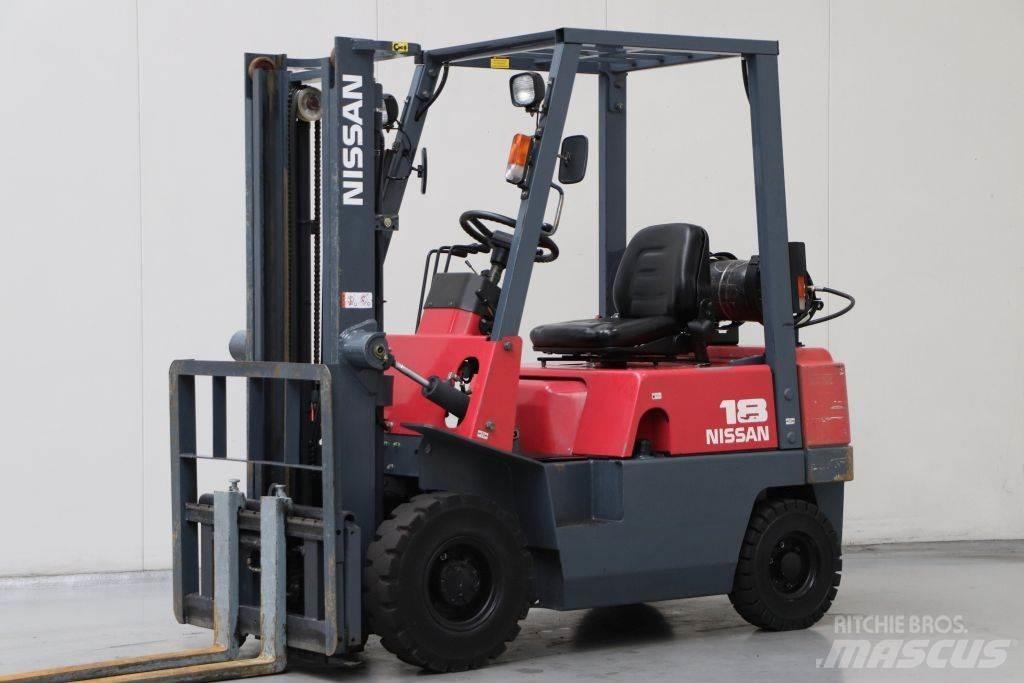 Nissan J01A18 شاحنات LPG