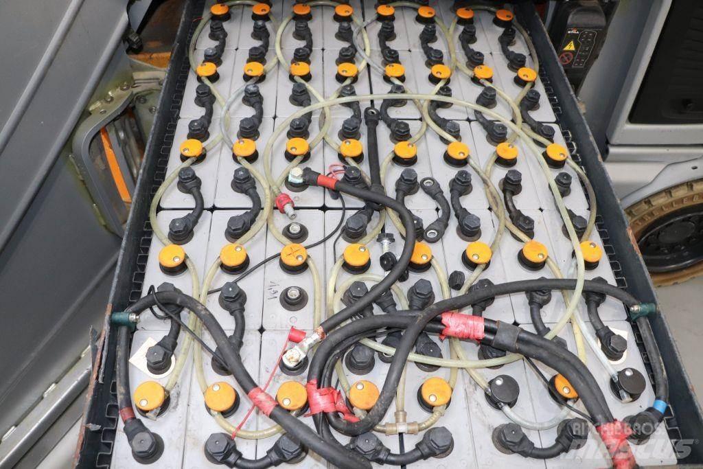 Still RX60-30 شاحنات ذات رافعات شوكية تعمل بالكهرباء