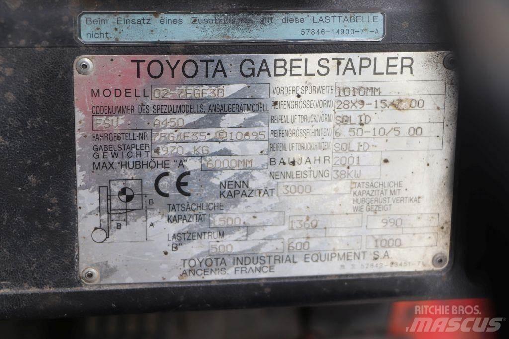 Toyota 02-7FGF30 شاحنات LPG