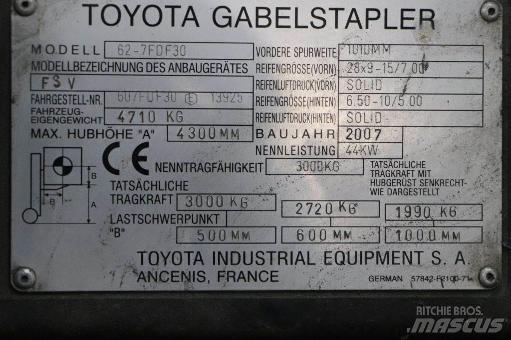 Toyota 62-7FDF30 شاحنات الديزل