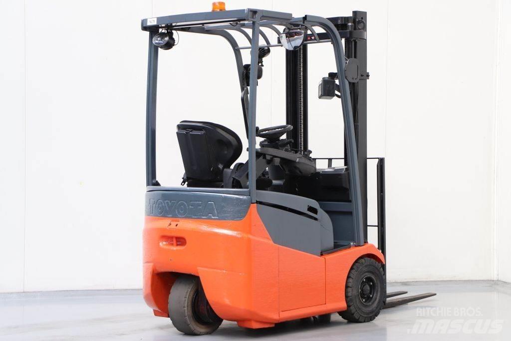 Toyota 7FBEST13 شاحنات ذات رافعات شوكية تعمل بالكهرباء