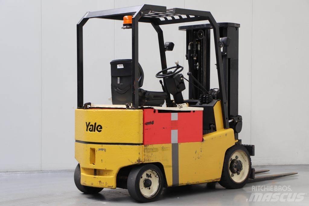 Yale ERC050AGE شاحنات ذات رافعات شوكية تعمل بالكهرباء
