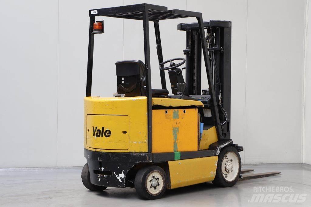 Yale ERC25AGF شاحنات ذات رافعات شوكية تعمل بالكهرباء