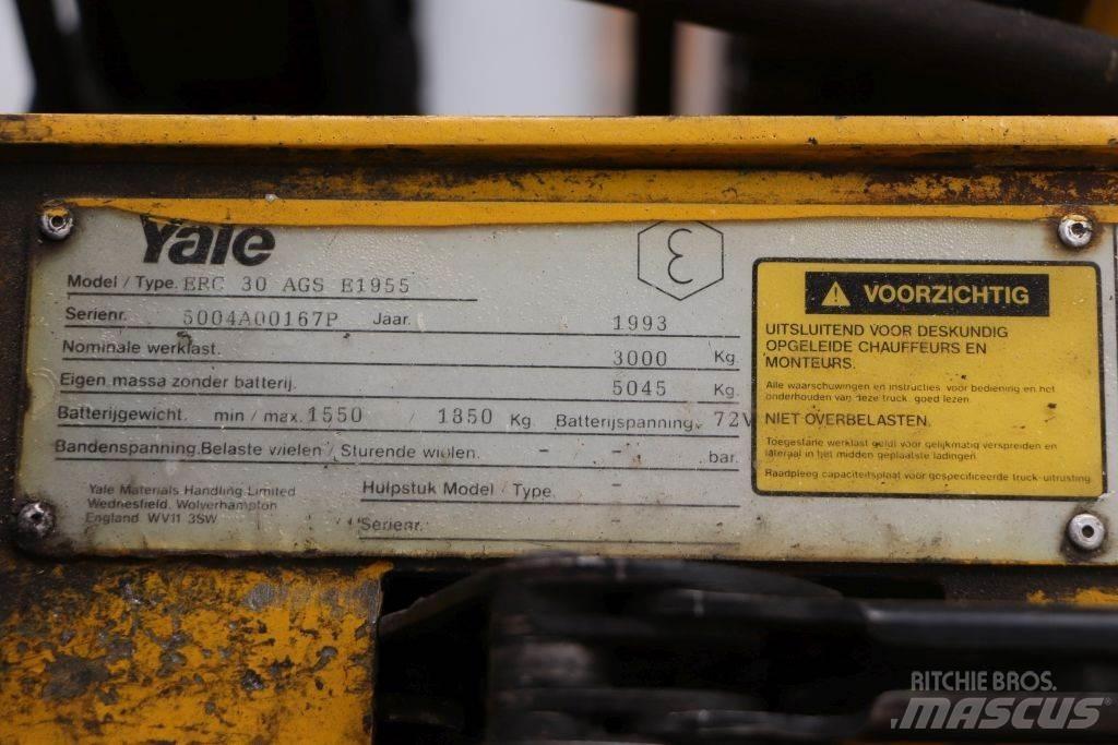 Yale ERC30AGS شاحنات ذات رافعات شوكية تعمل بالكهرباء