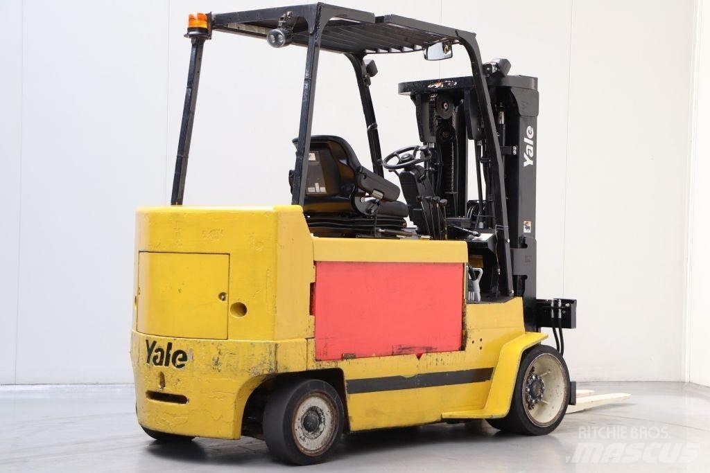 Yale ERC55HG شاحنات ذات رافعات شوكية تعمل بالكهرباء