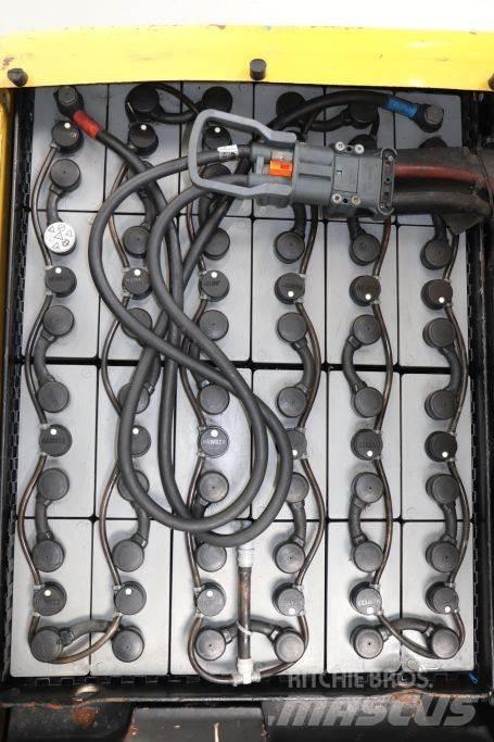 Yale ERP20VT شاحنات ذات رافعات شوكية تعمل بالكهرباء