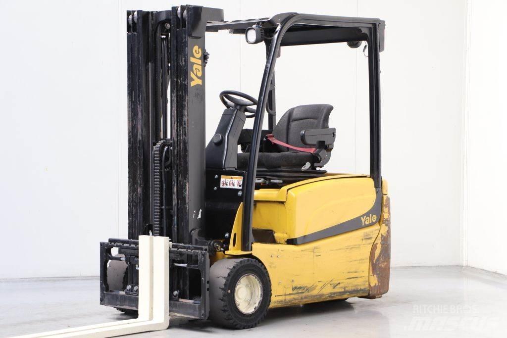Yale ERP20VT شاحنات ذات رافعات شوكية تعمل بالكهرباء