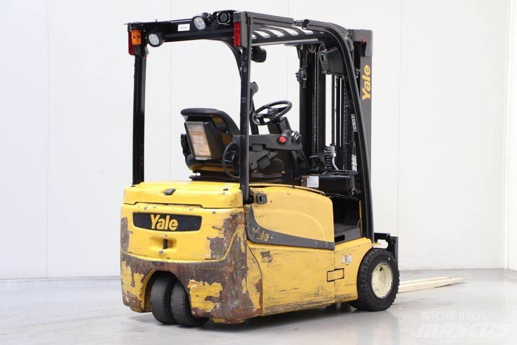 Yale ERP20VT شاحنات ذات رافعات شوكية تعمل بالكهرباء