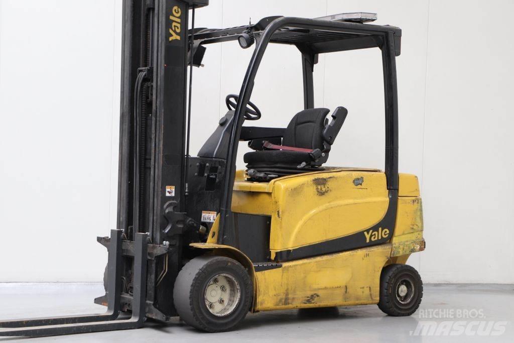 Yale ERP35VL شاحنات ذات رافعات شوكية تعمل بالكهرباء