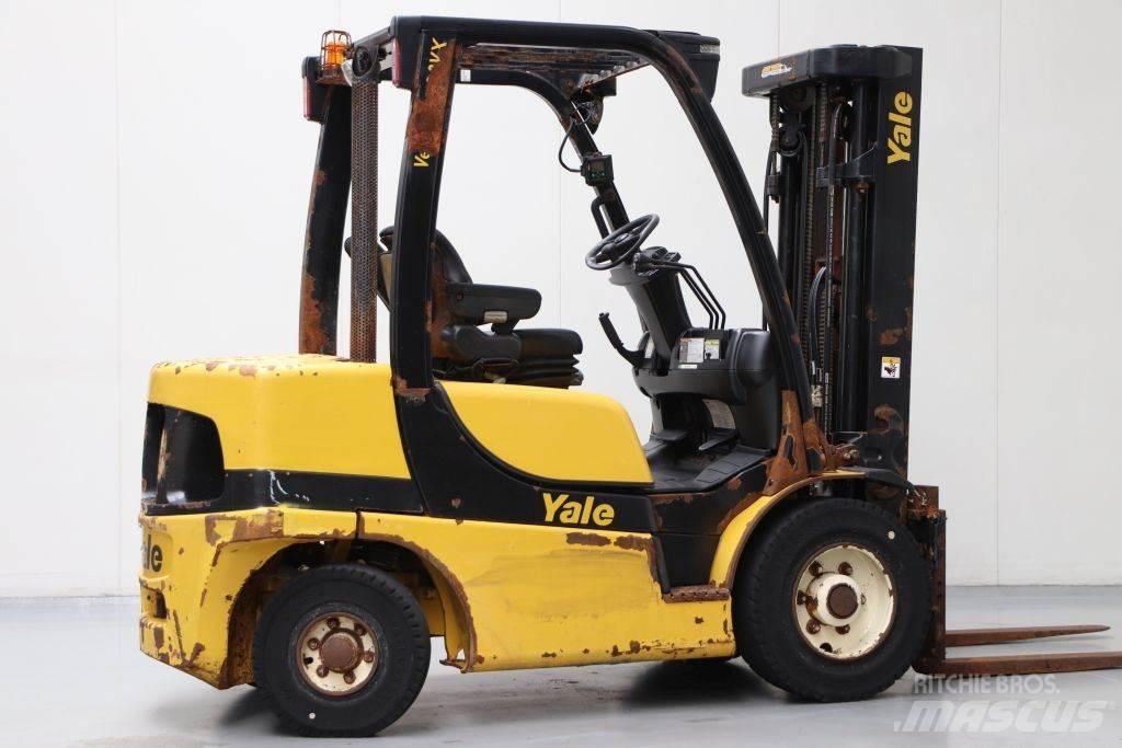 Yale GDP30VX شاحنات الديزل