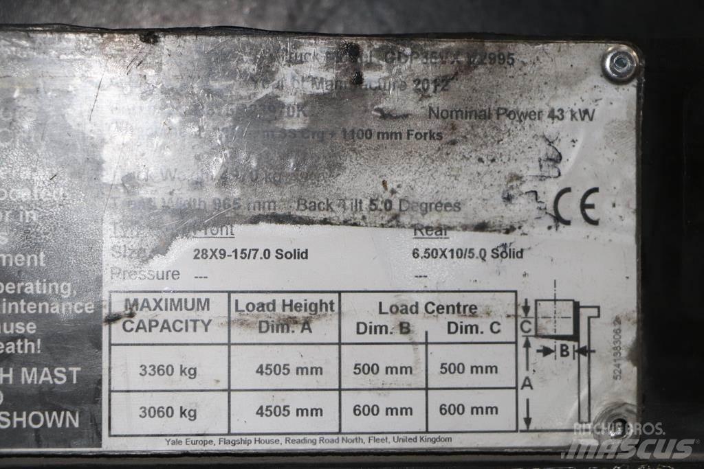 Yale GDP35VX شاحنات الديزل