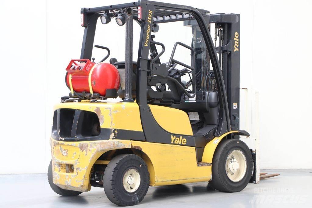 Yale GLP25VX شاحنات LPG