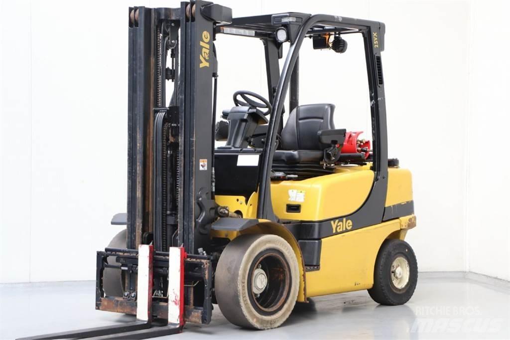Yale GLP25VX شاحنات LPG