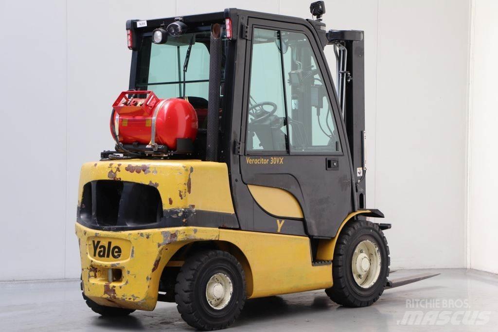 Yale GLP30VX شاحنات LPG