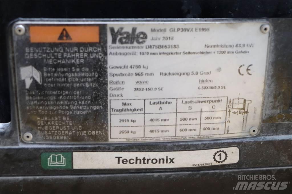 Yale GLP30VX شاحنات LPG