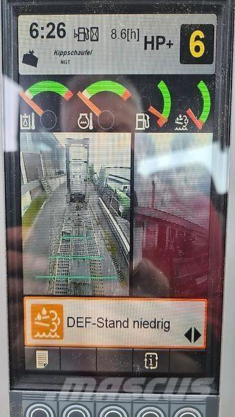 CAT 318 FL حفارات زحافة