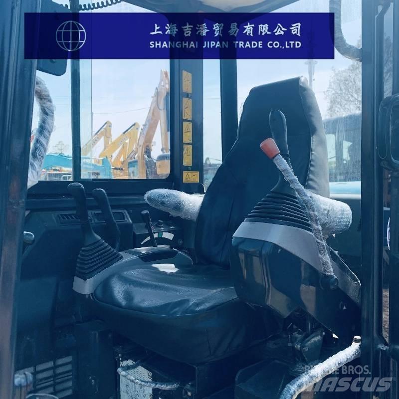 Komatsu PC 56 حفارات صغيرة أقل من 7 طن (حفارات صغيرة)