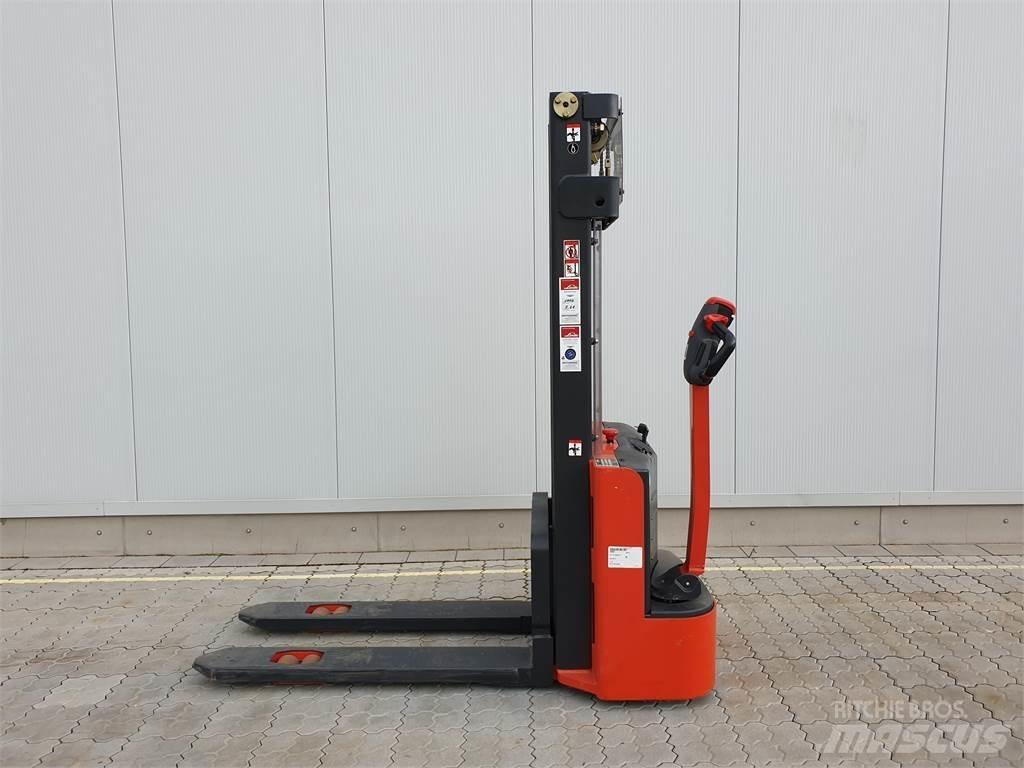 Linde #N/A معدات التكديس الجوالة