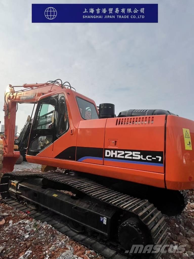 Doosan DH 225 LC-7 حفارات زحافة