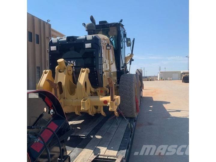 CAT 140 M 3 معدات تمهيد الطرق