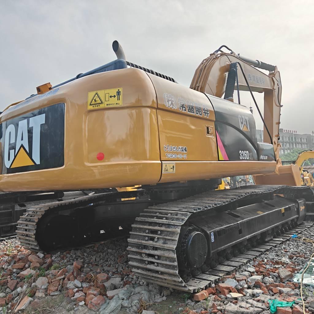 CAT 326DL حفارات زحافة