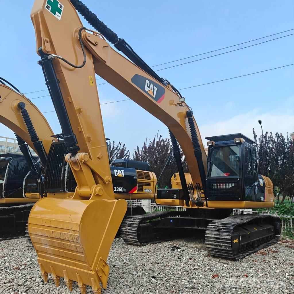 CAT 326DL حفارات زحافة