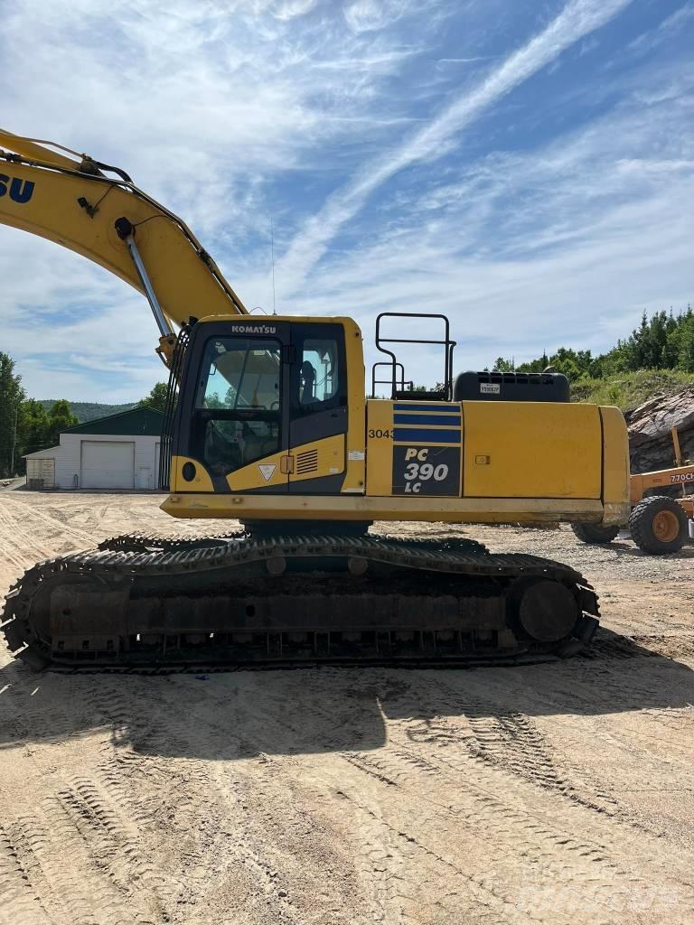Komatsu PC 390 LC-10 حفارات زحافة