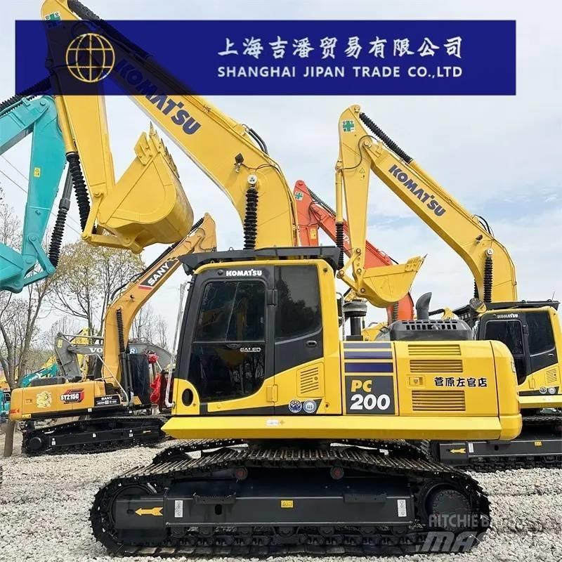 Komatsu PC 200 حفارات زحافة